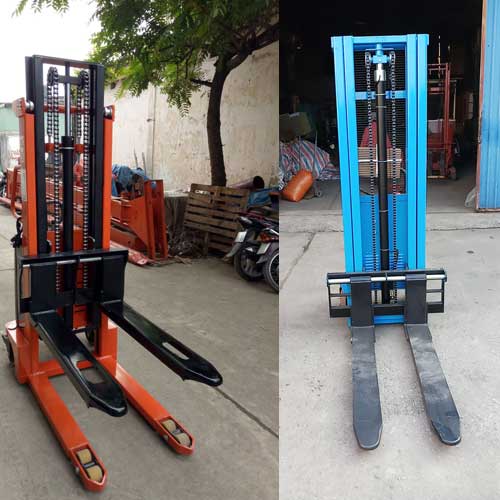 xe nâng bán tự động 1500kg