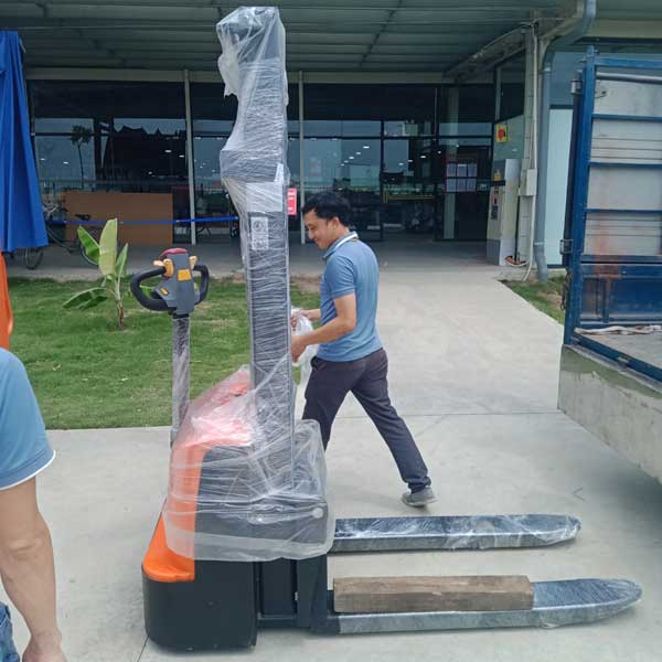 Xe điện cho kho hẹp chính hãng