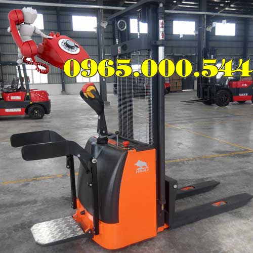 Xe nâng điện đứng lái 1500kg